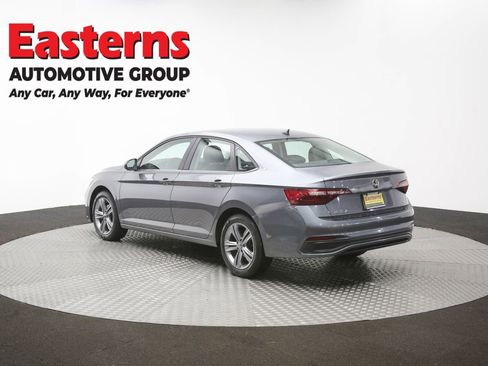Used 2024 Volkswagen Jetta SE FWD image 60