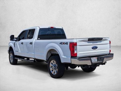 Used 2019 Ford F250 XL w/ Power Equipment Group AWD/4WD image 8