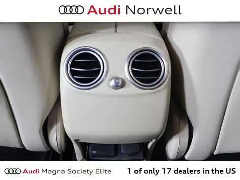 Used 2022 Mercedes-Benz GLC 300 4MATIC image 21