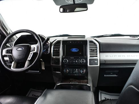 Used 2017 Ford F250 Lariat w/ Chrome Package image 7