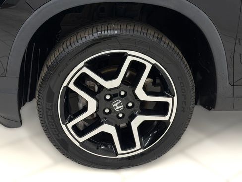 Used 2022 Honda Passport Elite image 11
