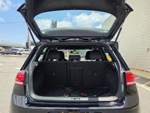 Used 2019 Volkswagen GTI Rabbit Edition FWD image 9