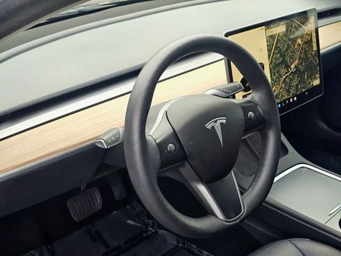 Used 2023 Tesla Model 3 Standard Range RWD image 16