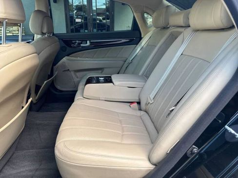 Used 2012 Hyundai Equus Signature image 9