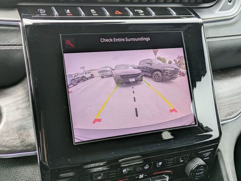 Certified 2022 Jeep Grand Cherokee Overland w/ Luxury Tech Group IV image 19