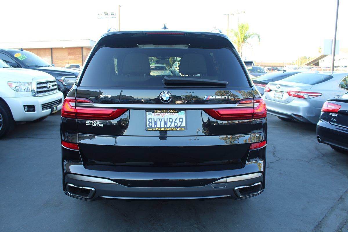 Used 2021 BMW X7 M50i w/ Dynamic Handling Package AWD/4WD image 6