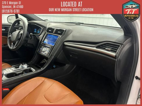 Used 2020 Ford Fusion Titanium FWD image 29