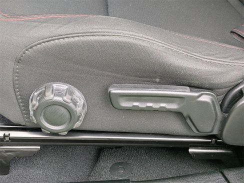 Used 2018 Jeep Wrangler Unlimited Rubicon image 20