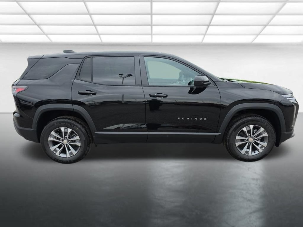 New 2027 Chevrolet Equinox LT AWD/4WD image 6