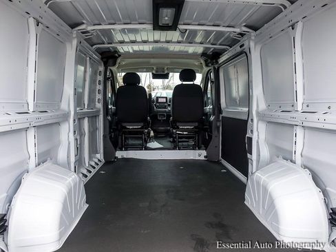 Used 2024 RAM ProMaster 2500 w/ Quick Order Package 22G SLT image 21