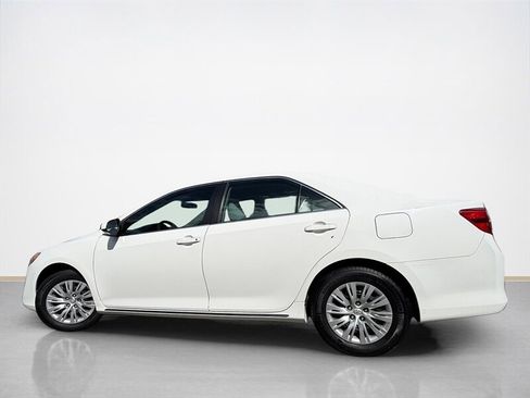 Used 2013 Toyota Camry LE FWD image 7
