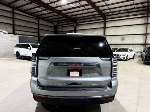 Used 2023 GMC Yukon XL AT4 w/ AT4 Premium Package image 6