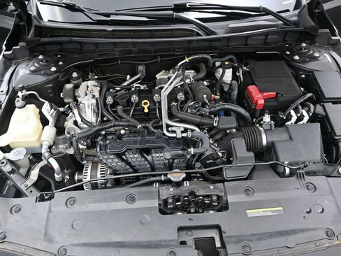 Used 2021 Nissan Altima 2.5 SR w/ SR Premium Package FWD image 28