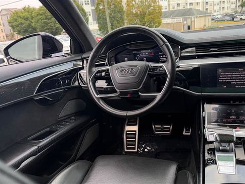 Used 2020 Audi S8 L AWD/4WD image 24