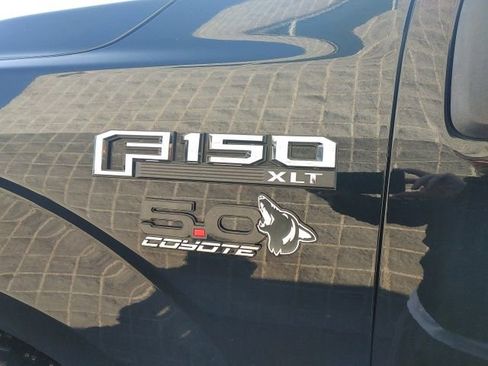 Used 2017 Ford F150 XLT image 11