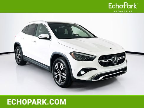 Used 2025 Mercedes-Benz GLA 250 4MATIC image 1