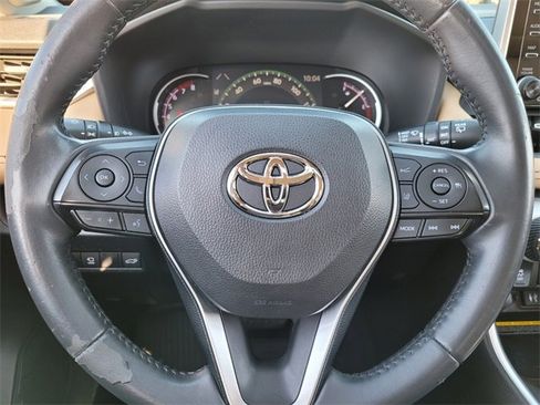 Used 2019 Toyota RAV4 Limited image 33