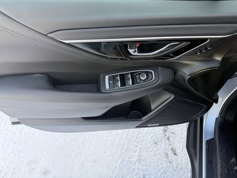 Used 2025 Subaru Outback Touring image 22