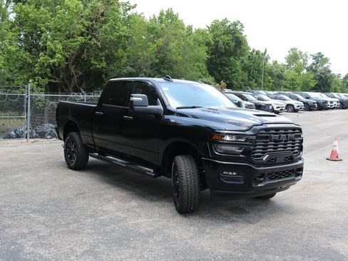 New 2026 RAM 2500 Tradesman AWD/4WD image 7