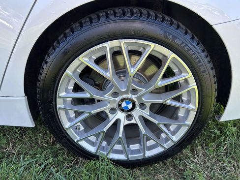 Used 2018 BMW 340i Sedan RWD image 9