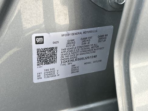 Used 2025 GMC Acadia Denali w/ Super Cruise Package FWD image 36