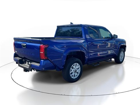 Used 2025 Toyota Tacoma SR5 RWD image 6