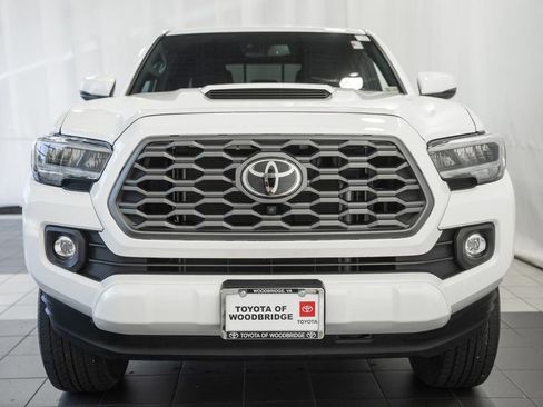 Used 2023 Toyota Tacoma TRD Sport w/ Advanced Technology Package AWD/4WD image 2