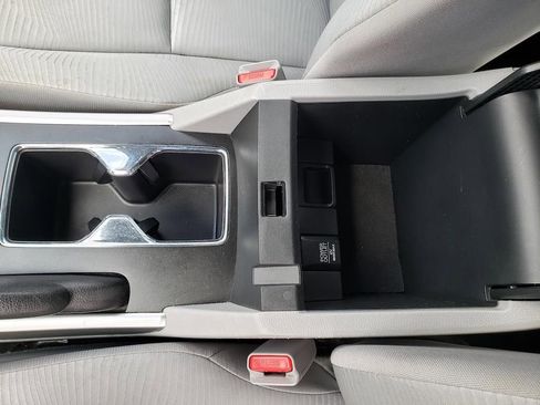 Used 2014 Honda Accord LX image 25