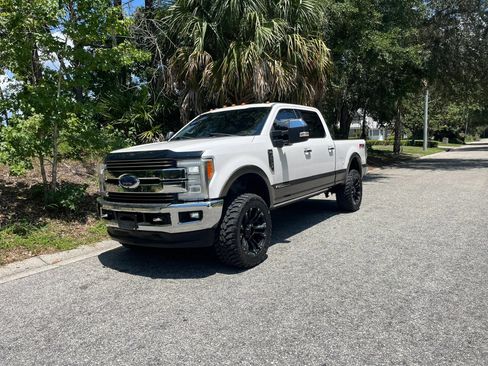Used 2017 Ford F250 King Ranch w/ King Ranch Ultimate Package AWD/4WD image 7