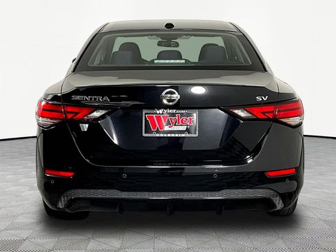 Used 2022 Nissan Sentra SV w/ Trunk Package FWD image 5