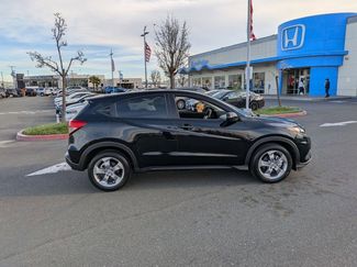 Used 2022 Honda HR-V LX video 4