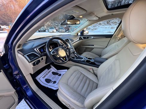 Used 2013 Ford Fusion SE image 9