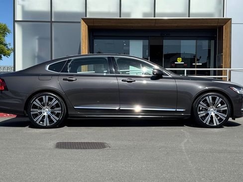 Certified 2023 Volvo S90 B6 Plus w/ Protection Package Premier AWD/4WD image 9