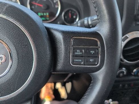 Used 2013 Jeep Wrangler Unlimited Sahara w/ Dual Top Group AWD/4WD image 14