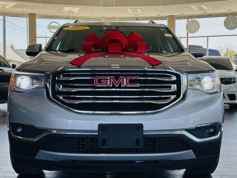 Used 2019 GMC Acadia SLE FWD image 3