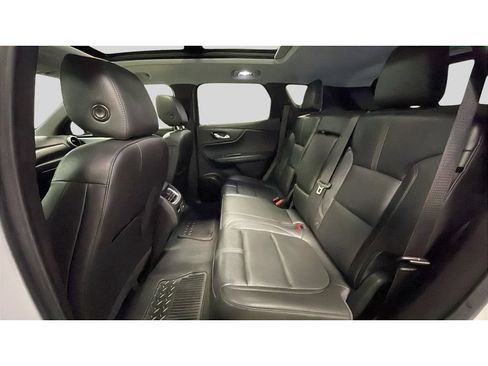 Used 2021 Chevrolet Blazer LT w/ Sound & Technology Package AWD/4WD image 16