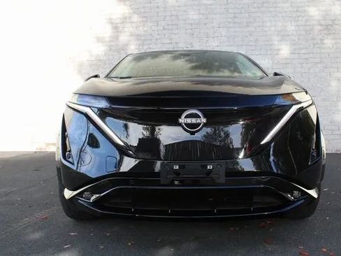 Used 2025 Nissan Ariya Platinum image 13