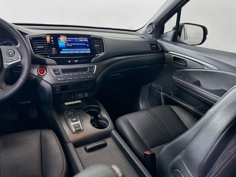 Used 2022 Honda Pilot TrailSport image 23