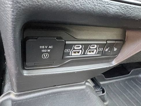 Used 2022 Jeep Grand Cherokee Limited AWD/4WD image 9
