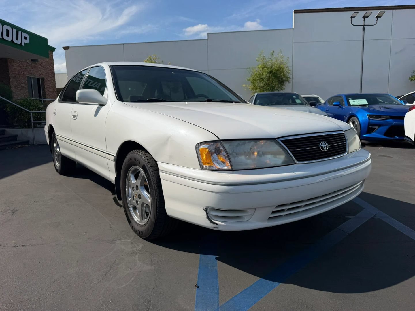 Used 1999 Toyota Avalon XL FWD image 4