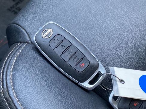 Used 2023 Nissan Rogue SL w/ SL Premium Package AWD/4WD image 36