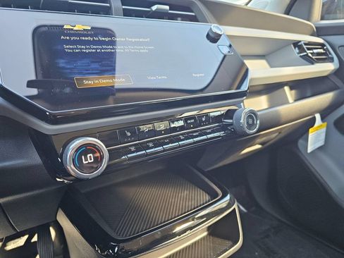 New 2027 Chevrolet Bolt LT w/ Comfort Package FWD image 28