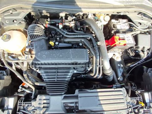 Used 2025 Ford Escape ST-Line Select AWD/4WD image 18
