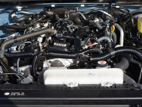 Used 2025 Toyota 4Runner SR5 image 25