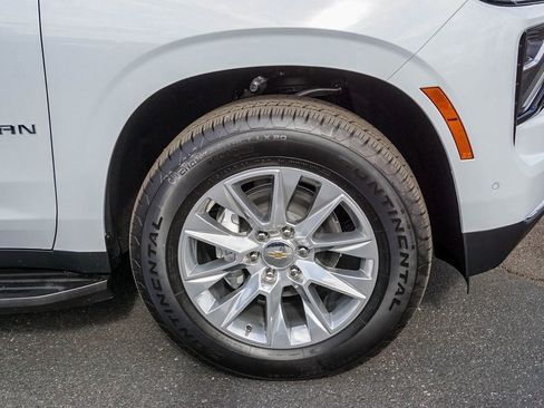 New 2026 Chevrolet Suburban Premier image 11