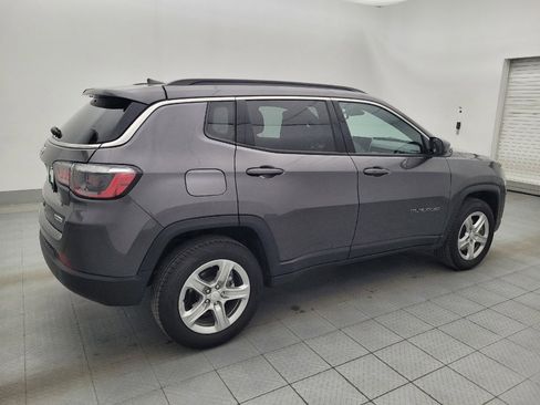 Used 2024 Jeep Compass Latitude image 10