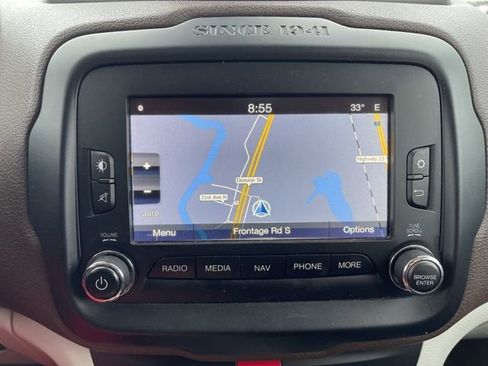 Used 2016 Jeep Renegade Latitude image 17