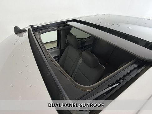 Used 2019 Ford F150 XLT w/ Equipment Group 302A Luxury AWD/4WD image 4
