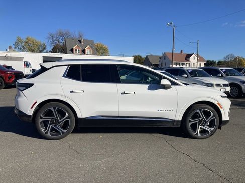 New 2026 Chevrolet Equinox EV LT w/ Convenience Package II image 8