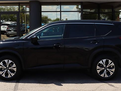 Used 2023 Nissan Rogue SV AWD/4WD image 8